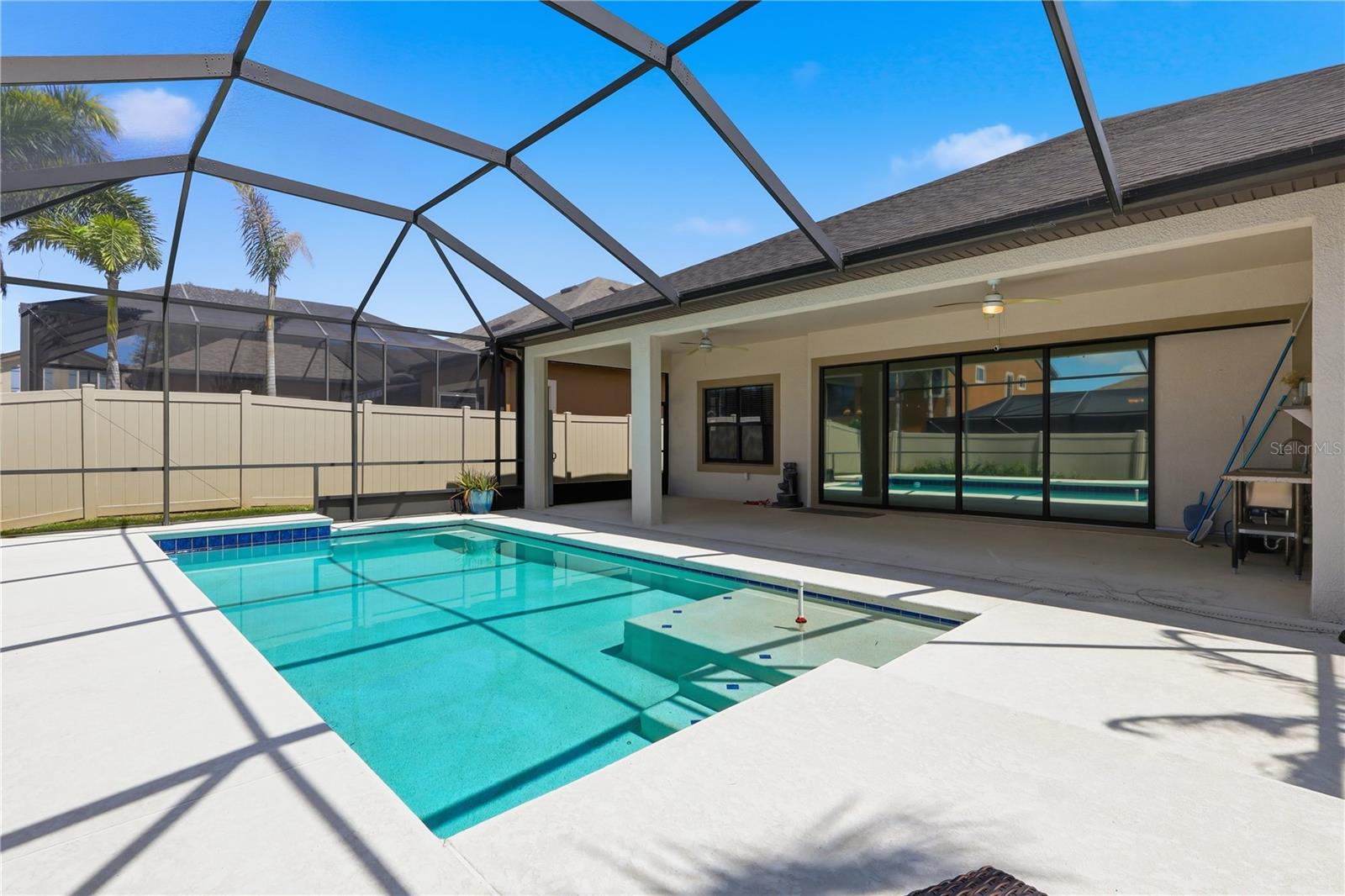 1028 Coretto Ave Property Photo 6
