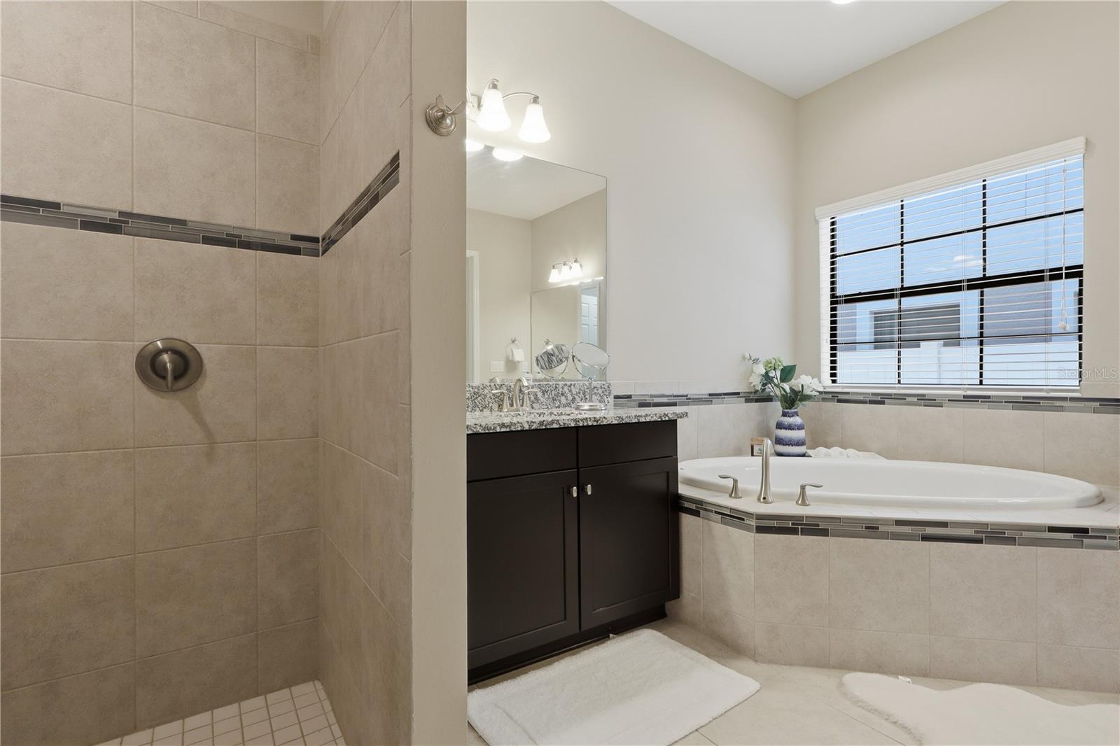 1028 Coretto Ave Property Photo 29