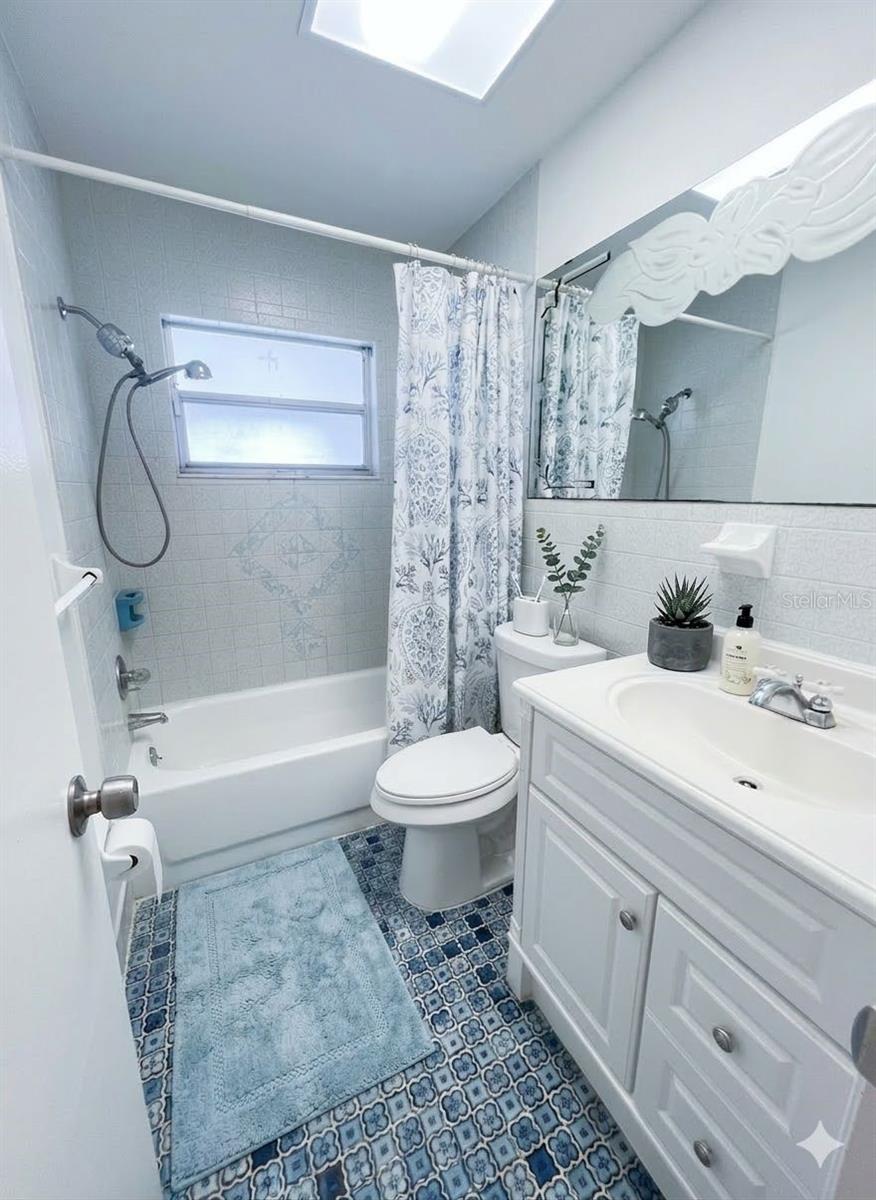 7438 Lake Forest Cir Property Photo 10