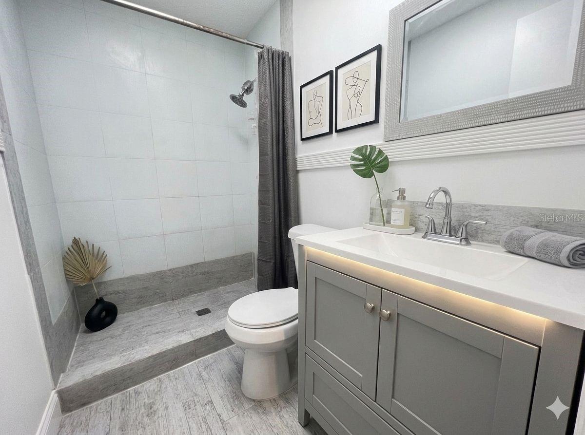 7438 Lake Forest Cir Property Photo 11