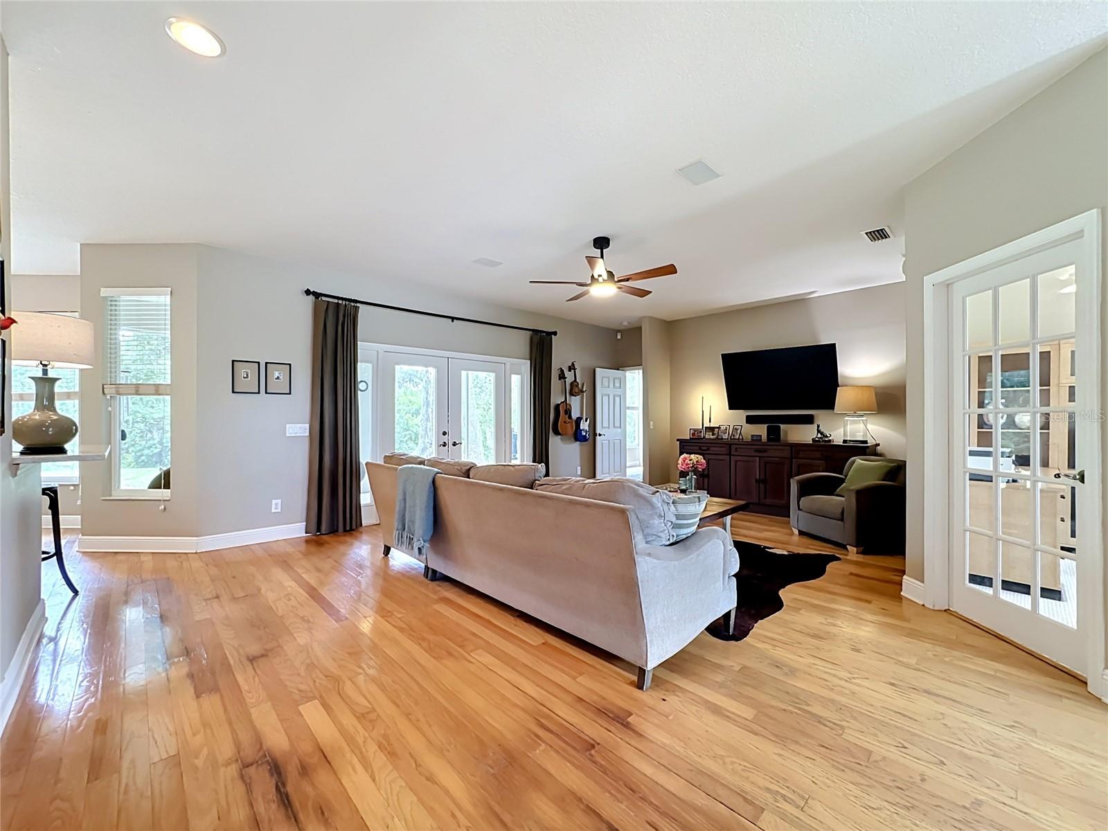 11319 Tralee Dr Property Photo 7