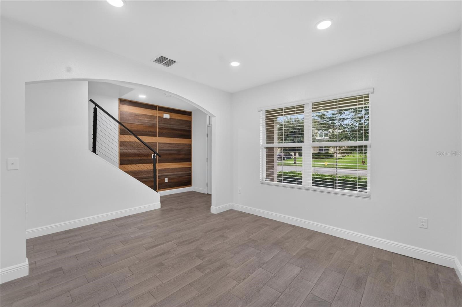 9637 Troncais Cir Property Photo 6