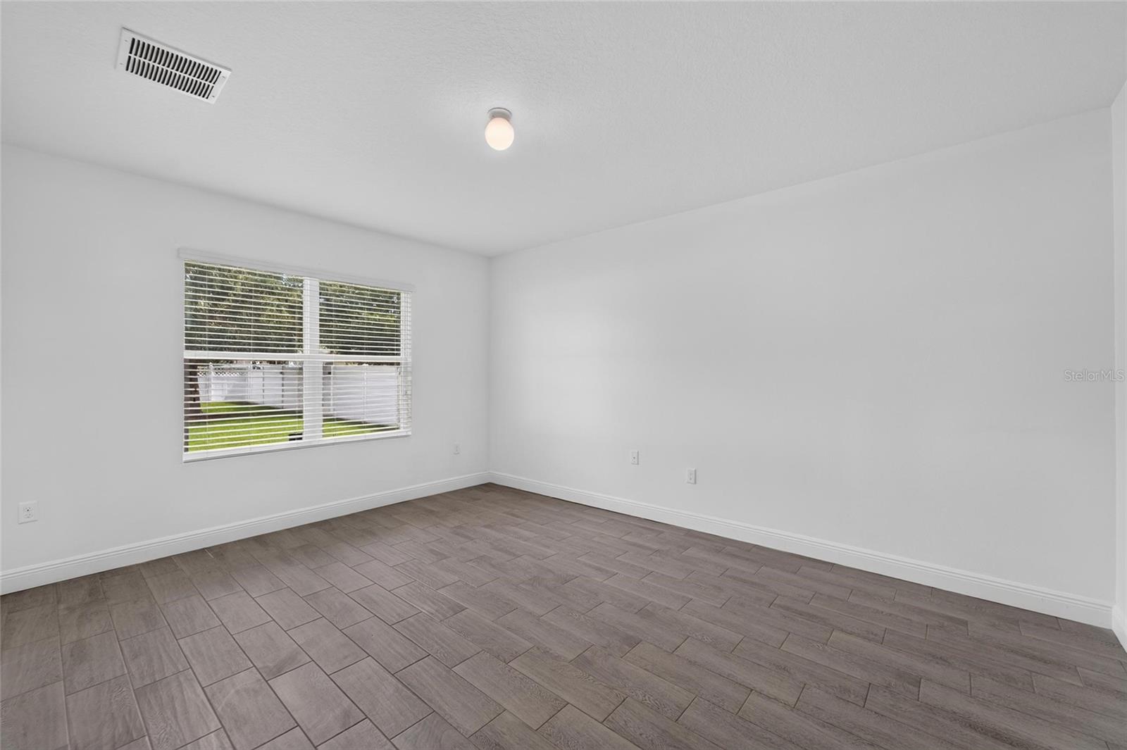 9637 Troncais Cir Property Photo 18
