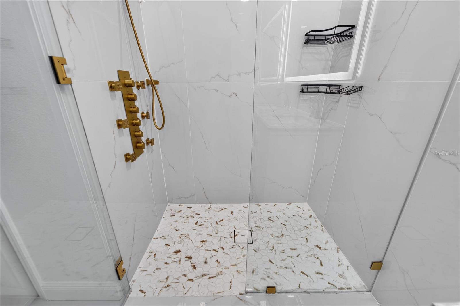 9637 Troncais Cir Property Photo 24