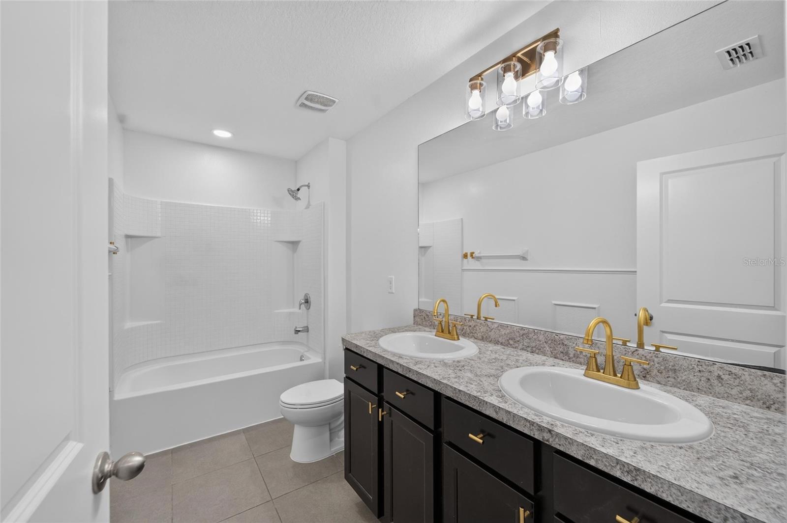 9637 Troncais Cir Property Photo 45