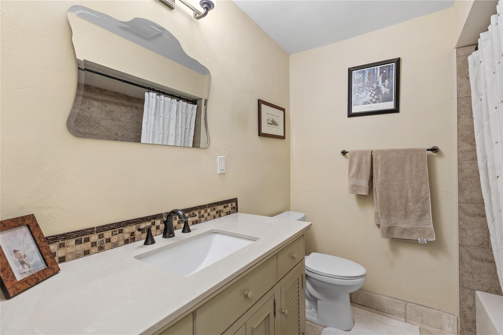 6249 Hillside Ave Property Photo 23