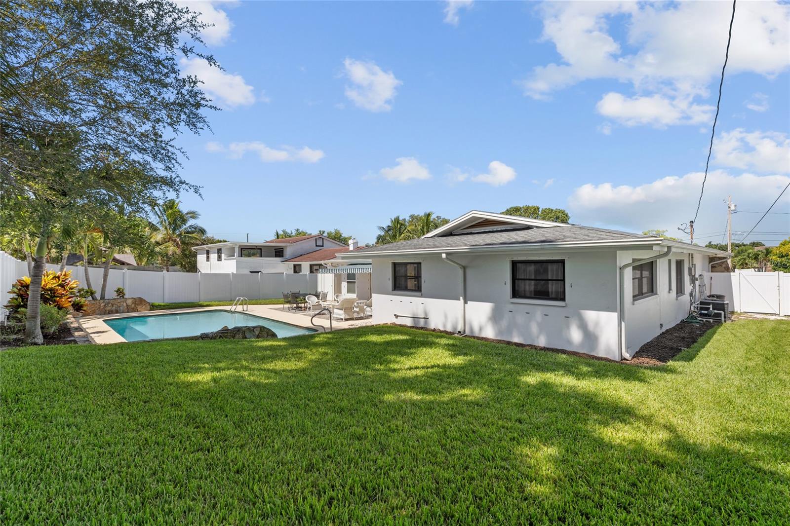 6249 Hillside Ave Property Photo 36