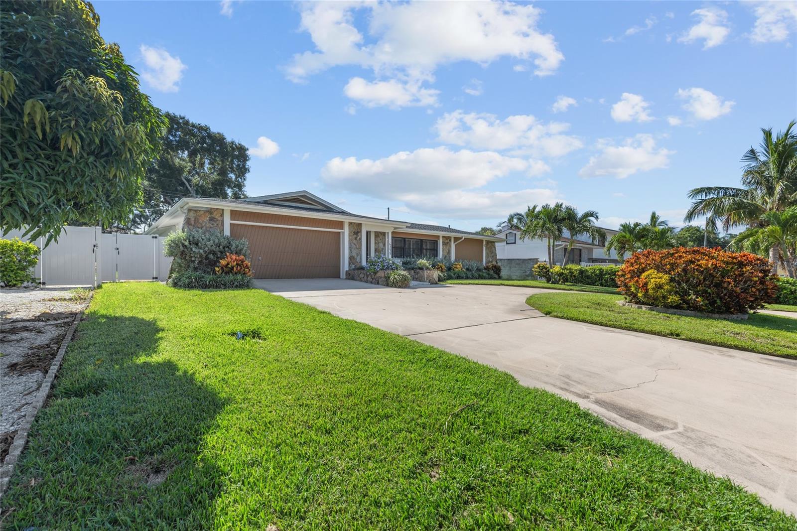 6249 Hillside Ave Property Photo 41