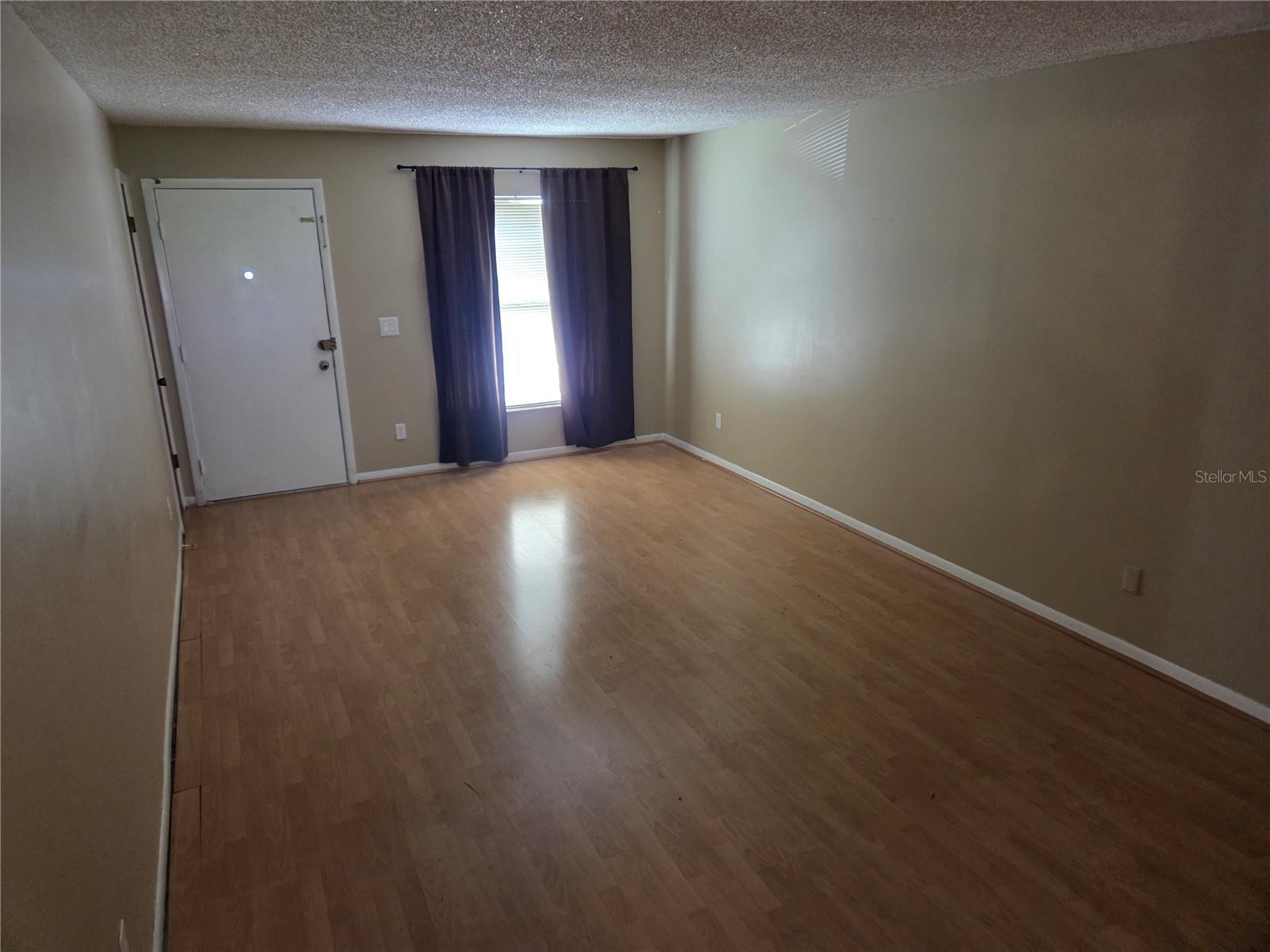 907 Cutler Dr Property Photo 9