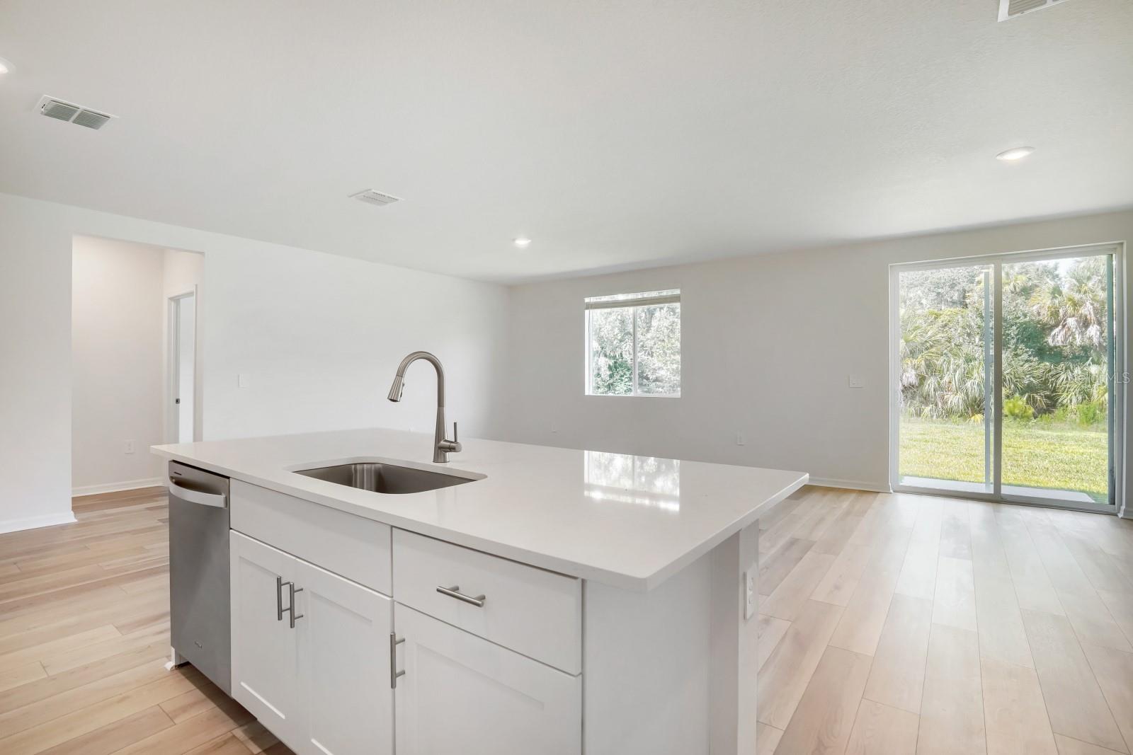 7705 Satterfield Ter Property Photo 10
