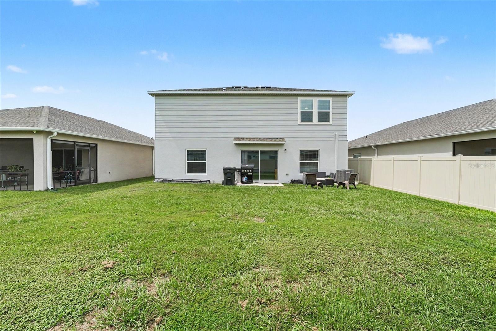 2051 Rosewood Cir Property Photo 29