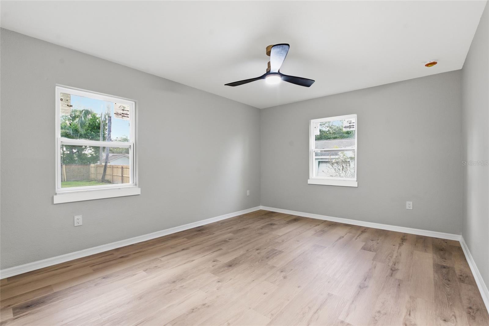 809 Woodcrest Ave Property Photo 14