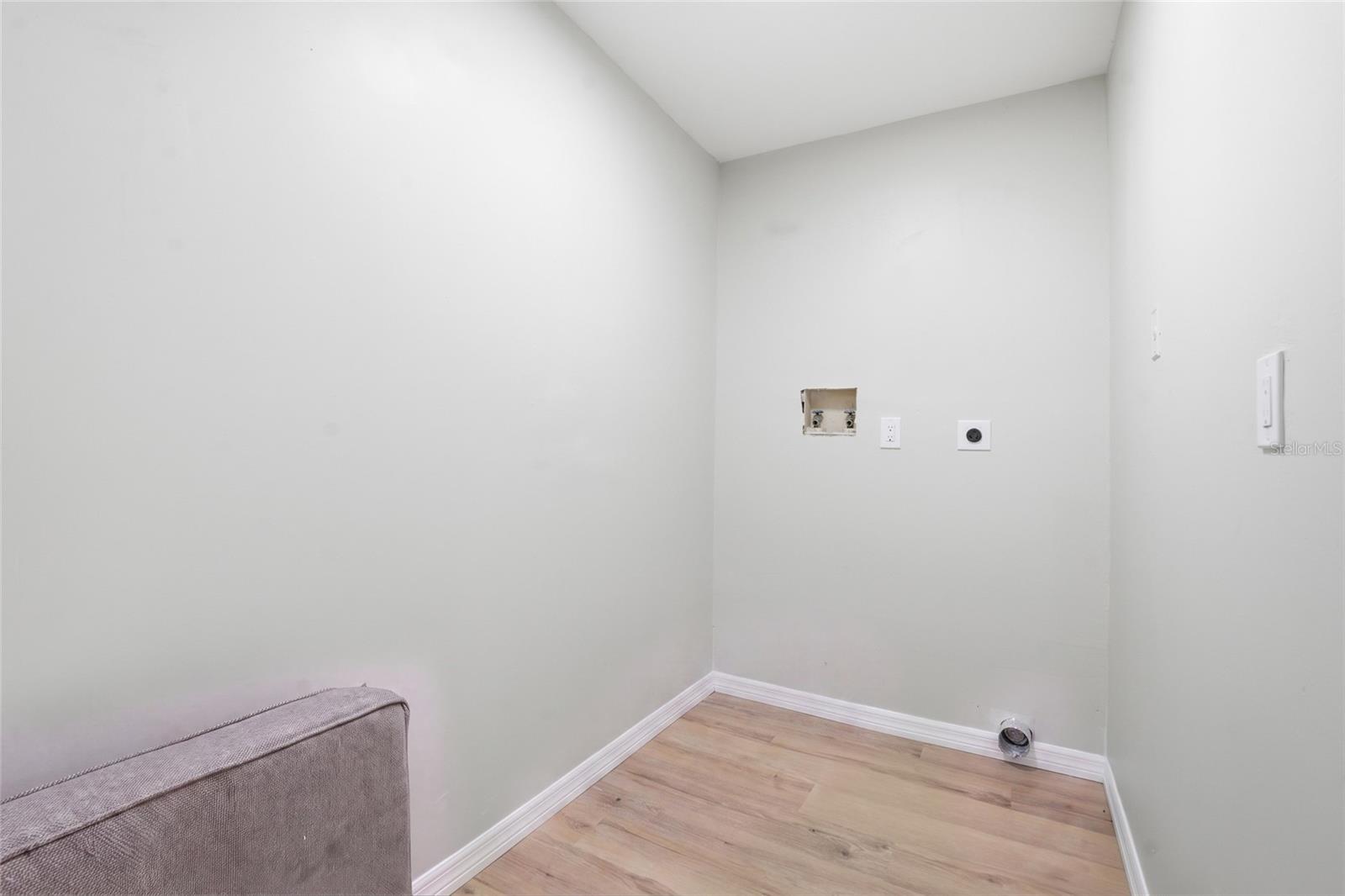 809 Woodcrest Ave Property Photo 18