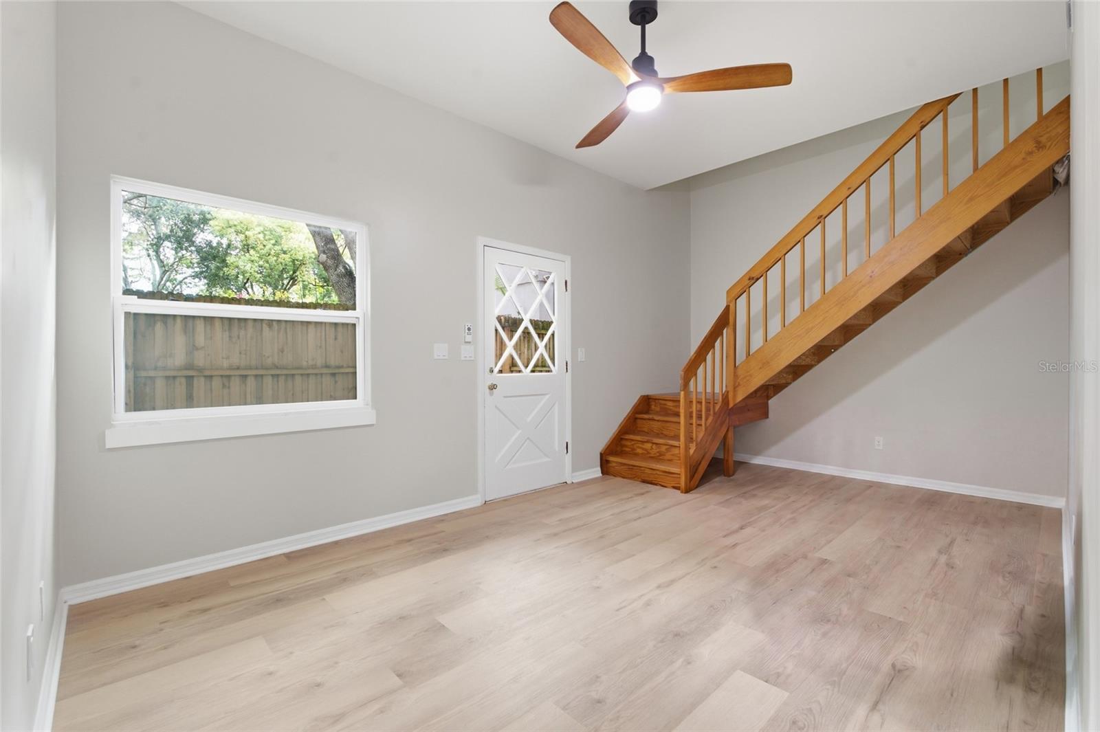 809 Woodcrest Ave Property Photo 20