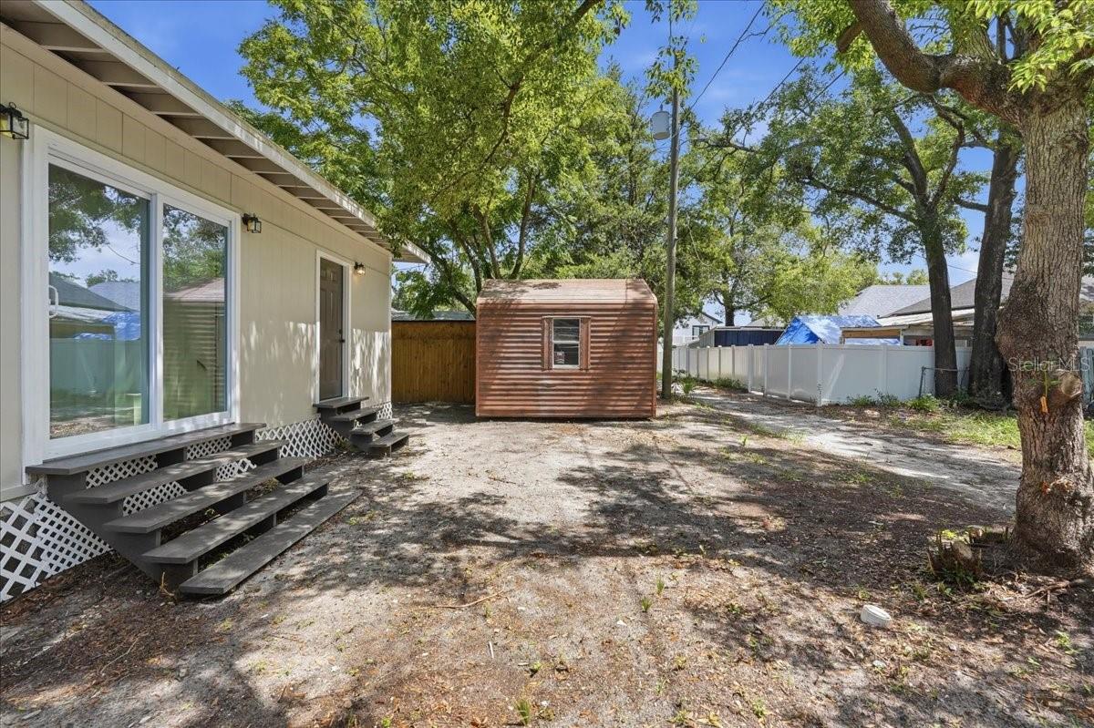 3705 N Highland Ave Property Photo 19