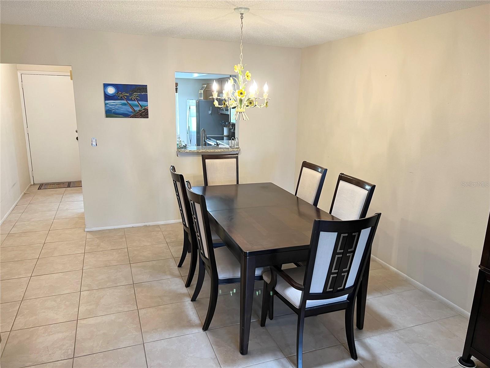 2297 Lark Cir E #c Property Photo 8