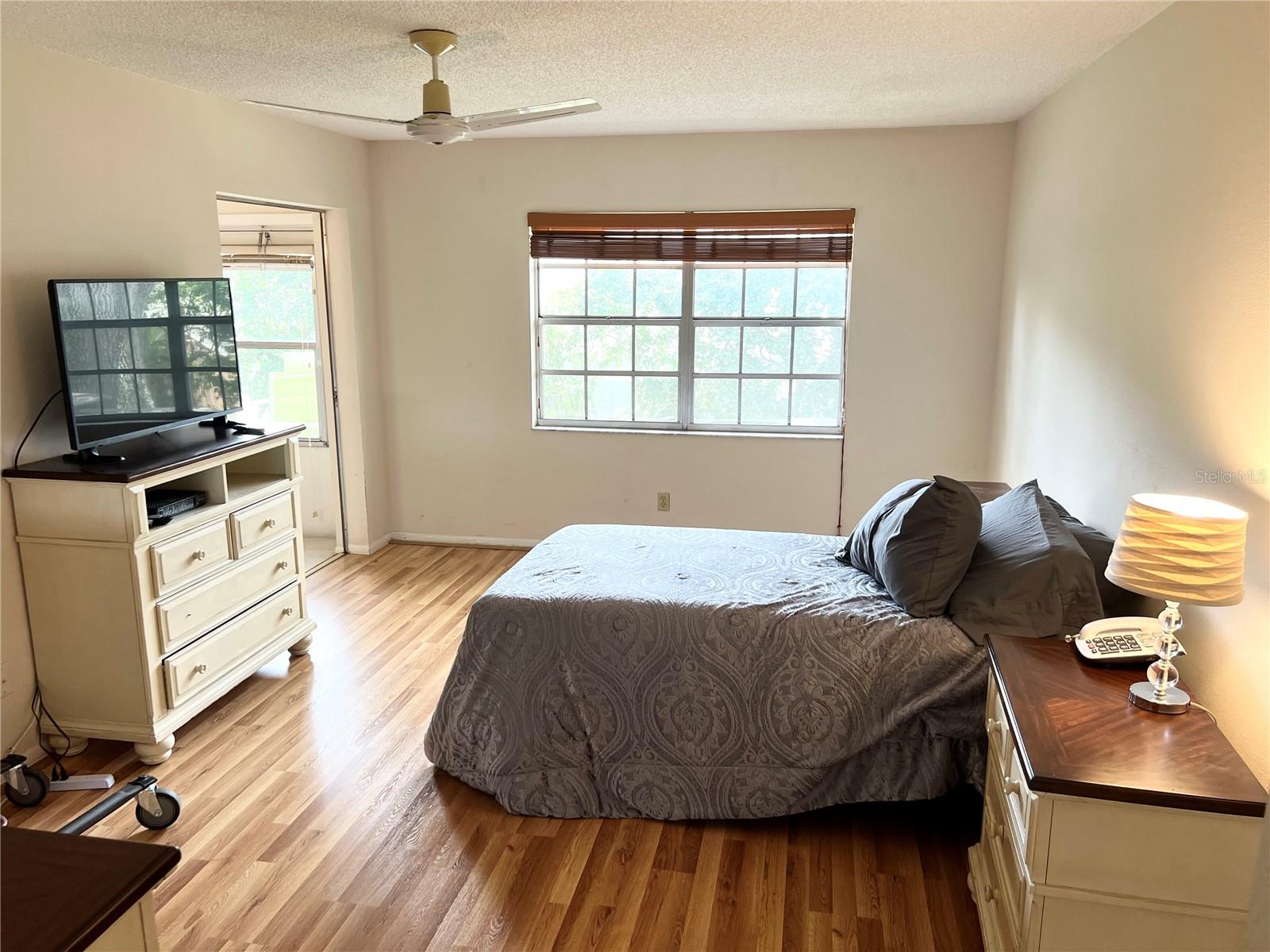 2297 Lark Cir E #c Property Photo 13