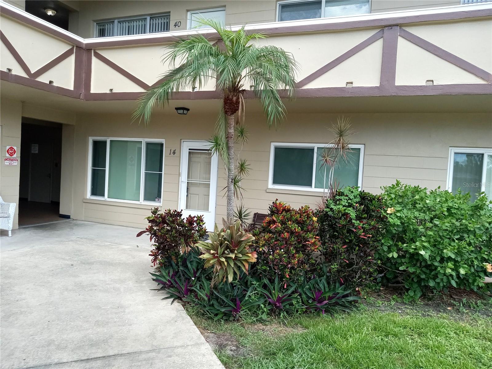 2464 Australia Way E #14 Property Photo 2