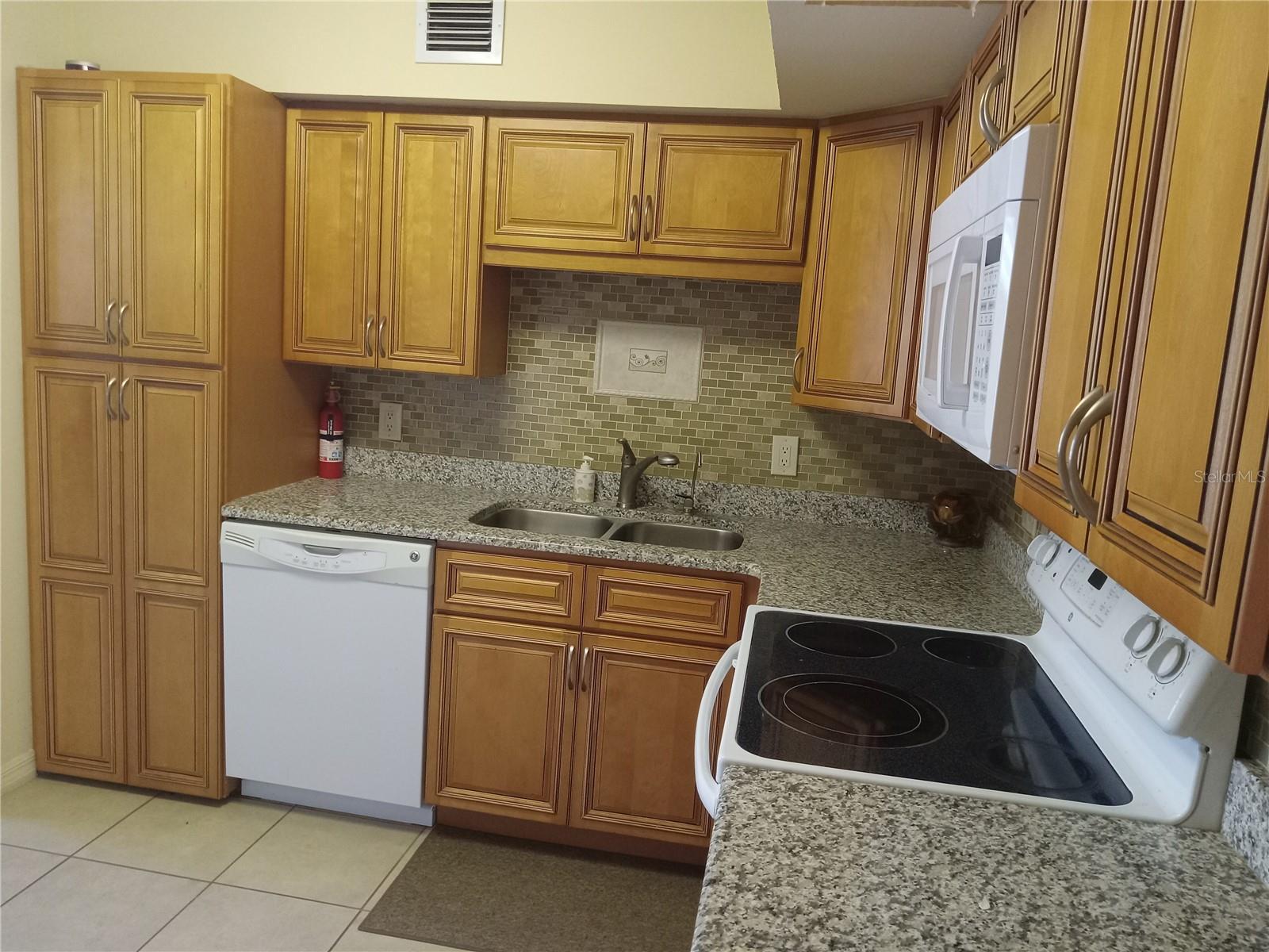 2464 Australia Way E #14 Property Photo 15