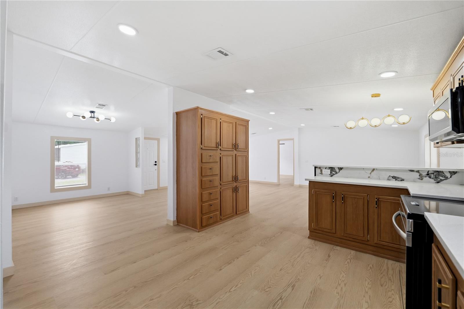 8726 N Meadowview Cir Property Photo 9