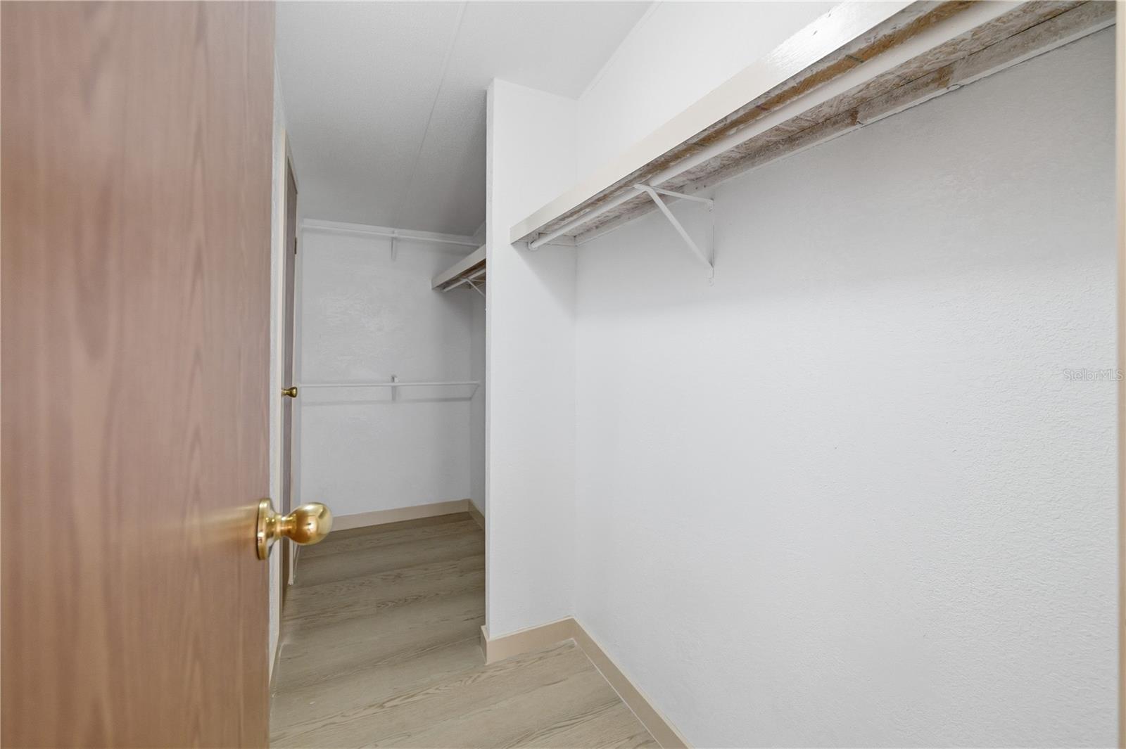 8726 N Meadowview Cir Property Photo 12