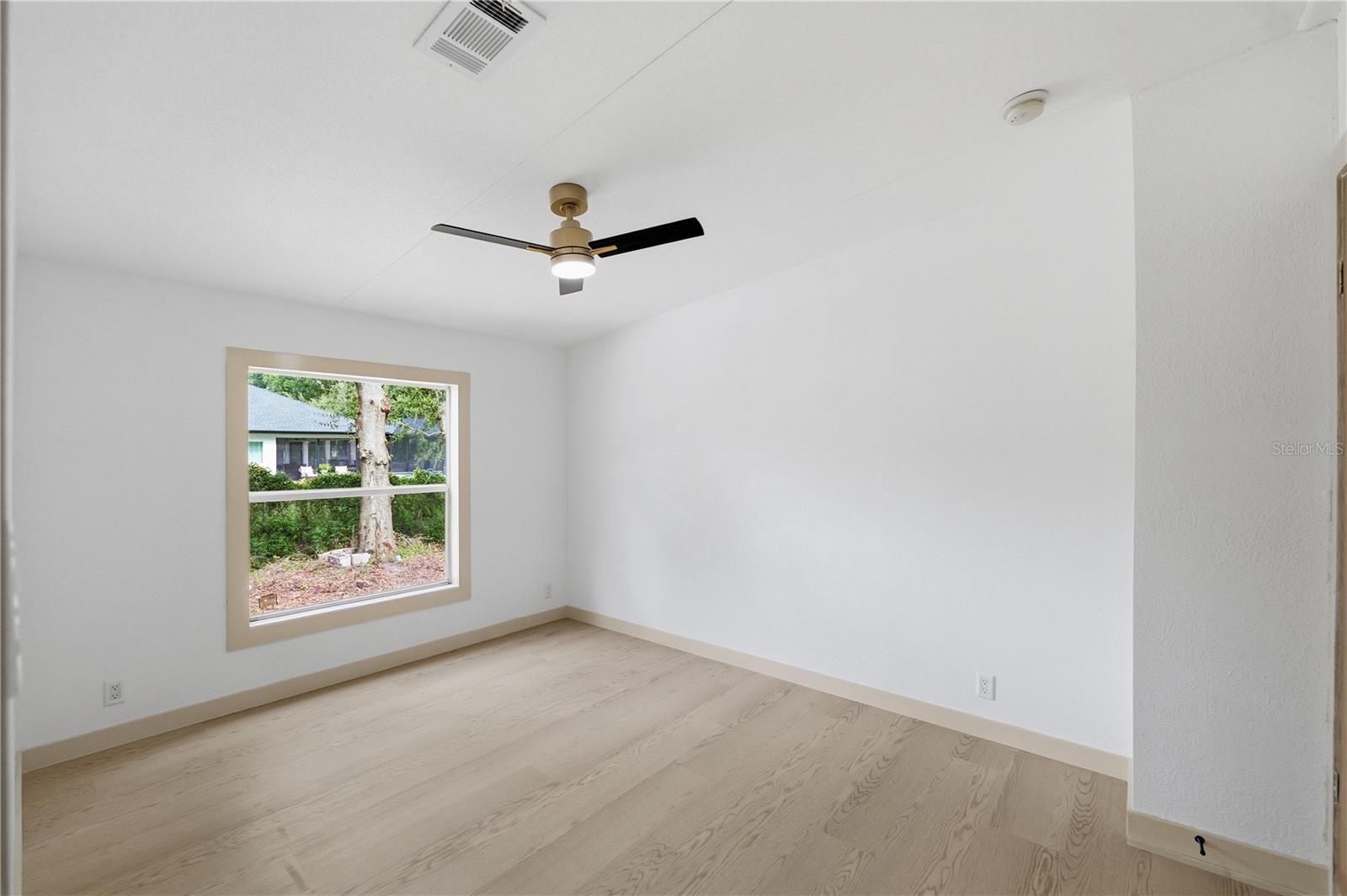 8726 N Meadowview Cir Property Photo 20