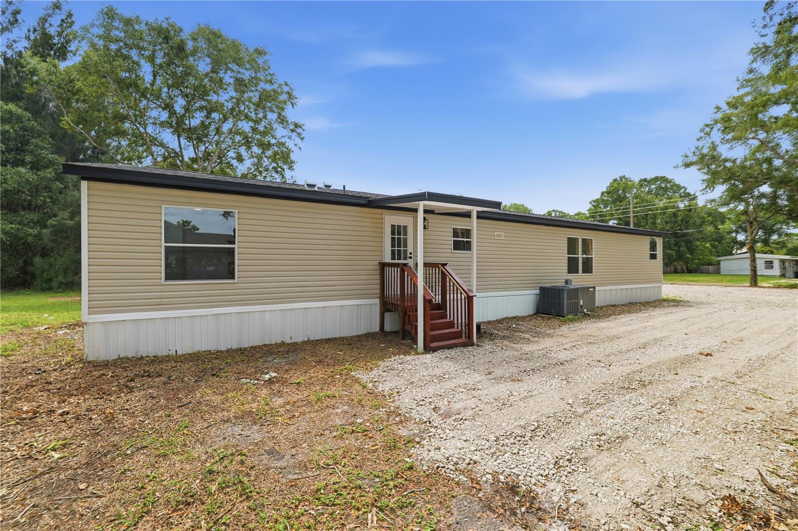 8726 N Meadowview Cir Property Photo 27