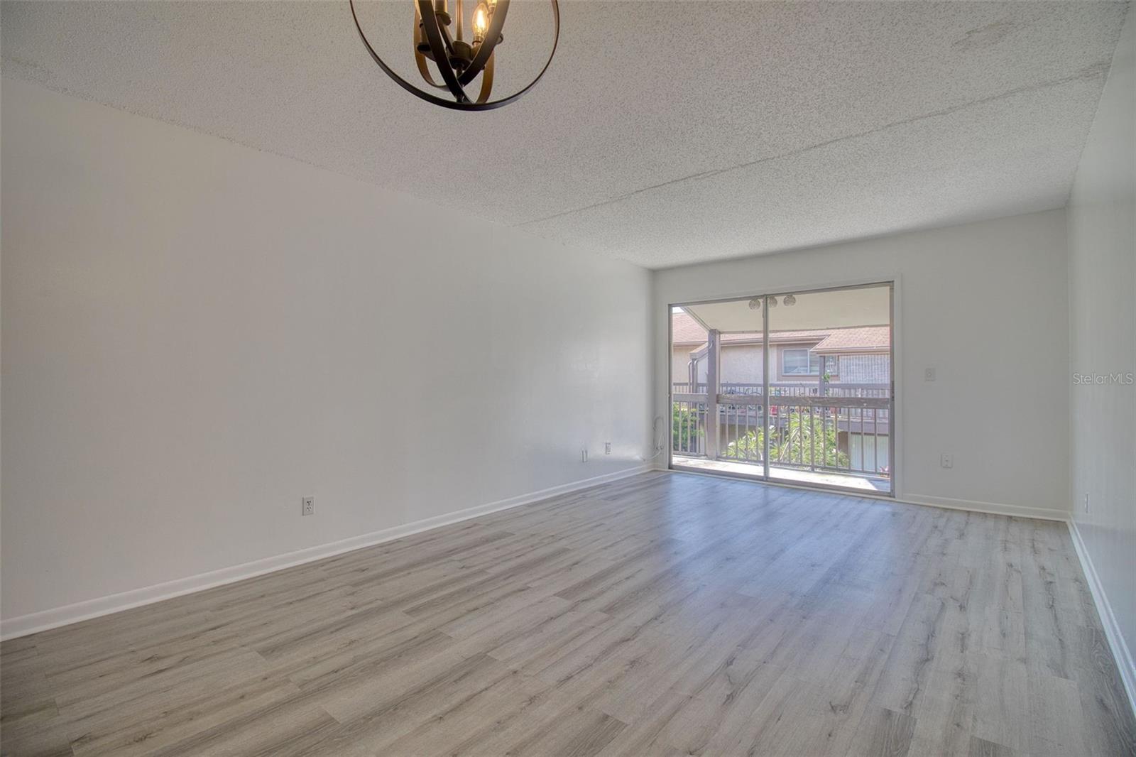 6334 Newtown Cir #34b4 Property Photo 5