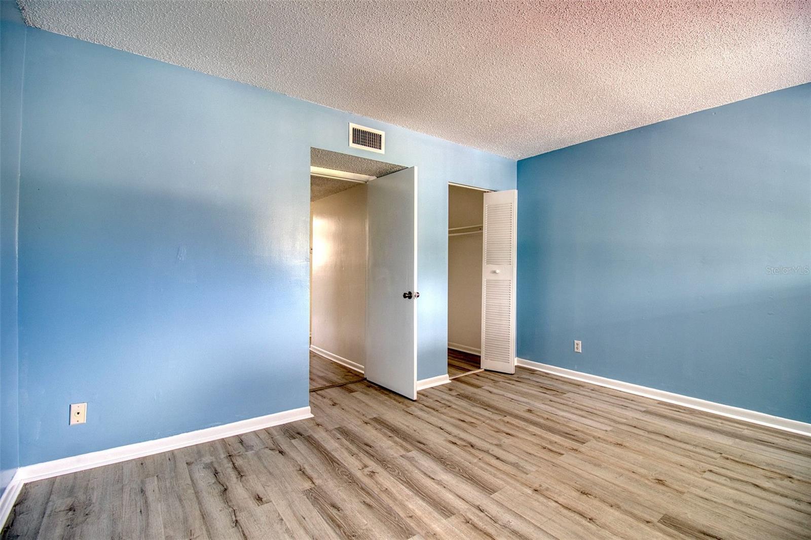 6334 Newtown Cir #34b4 Property Photo 18