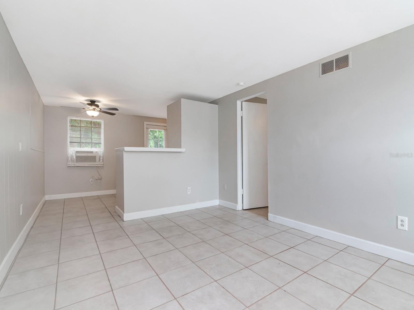 104 Karde Ln #a Property Photo 5