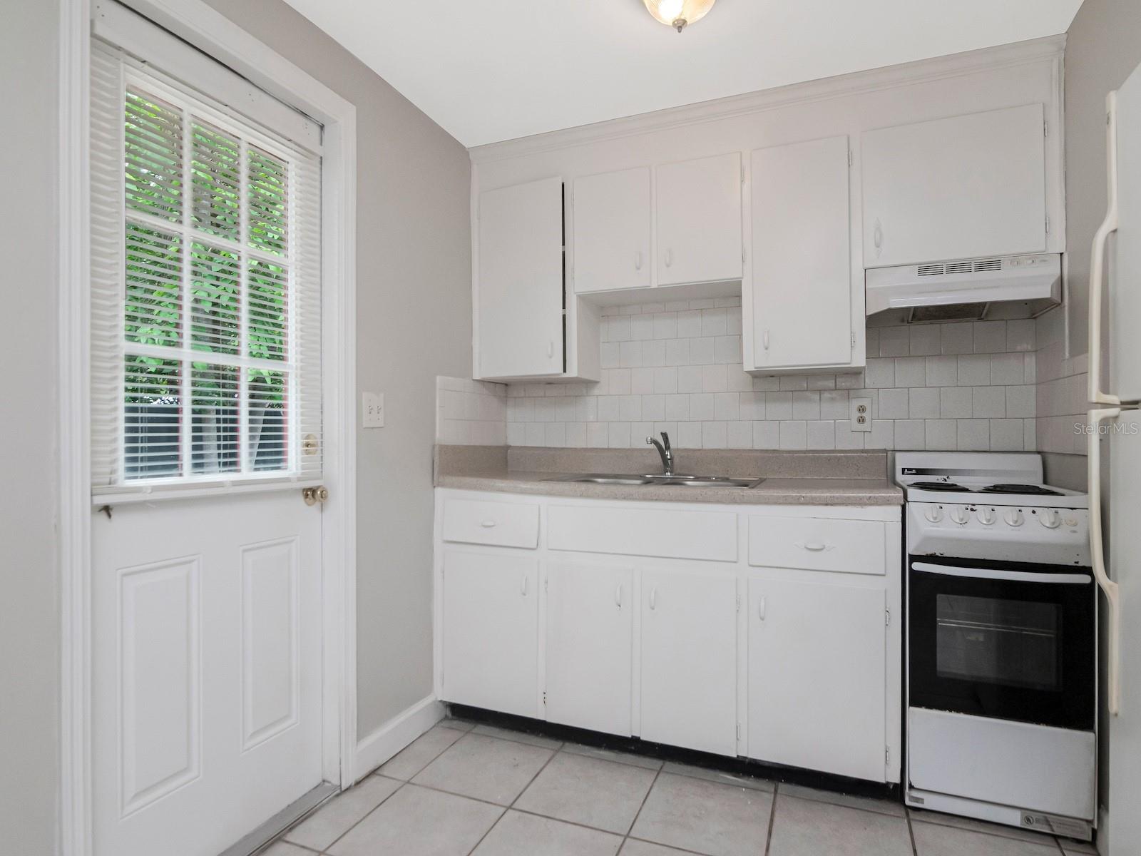 104 Karde Ln #a Property Photo 11