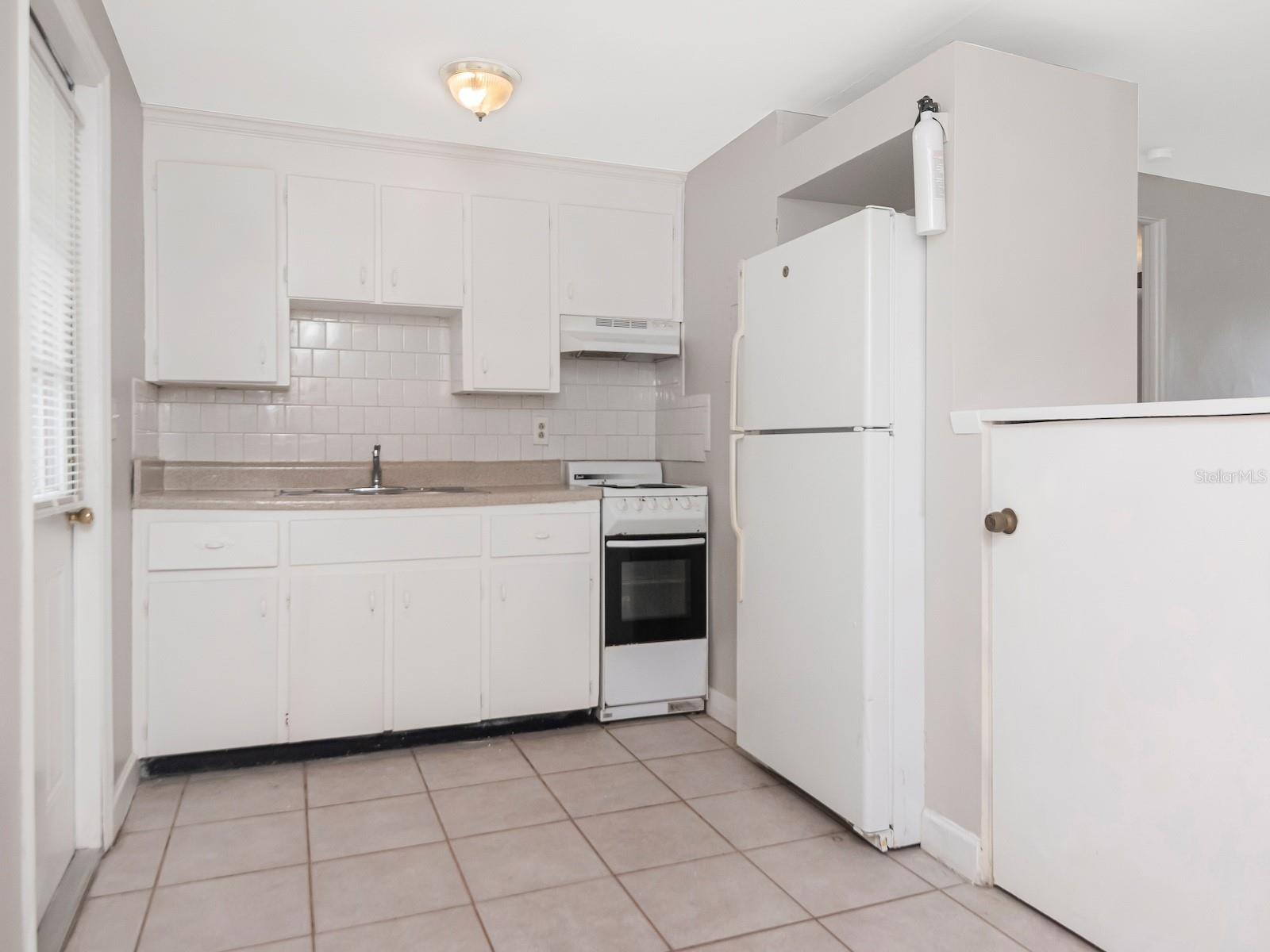 104 Karde Ln #a Property Photo 12
