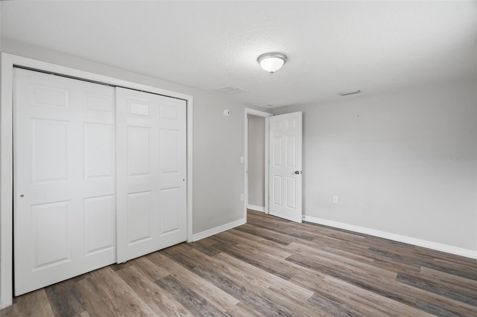 4247 Gulfshore Ct Property Photo 25