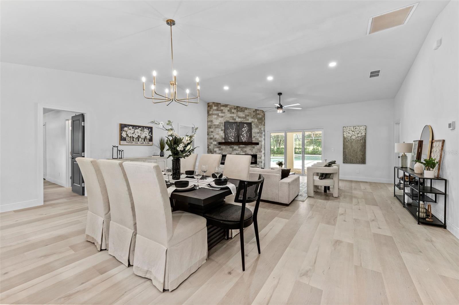10204 Tranquil Ln Property Photo 5