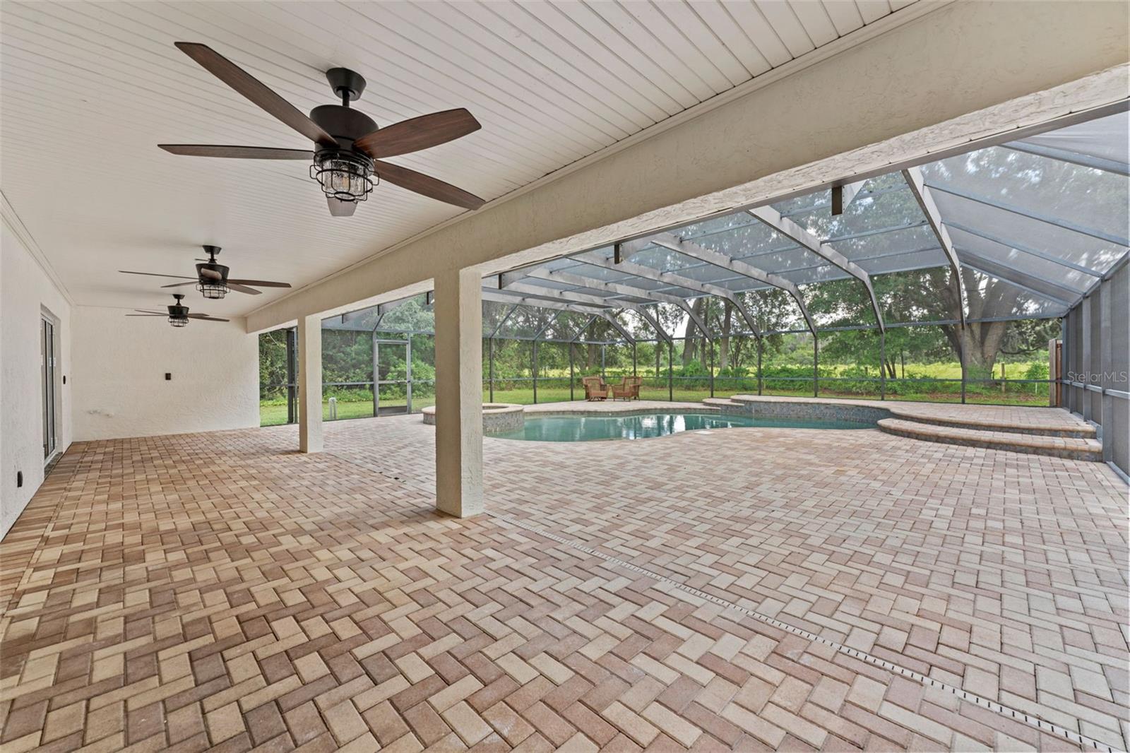 10204 Tranquil Ln Property Photo 6