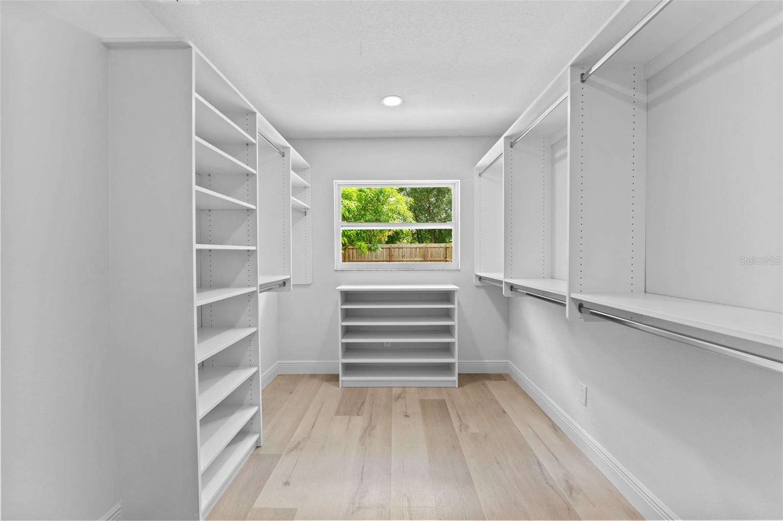 10204 Tranquil Ln Property Photo 14