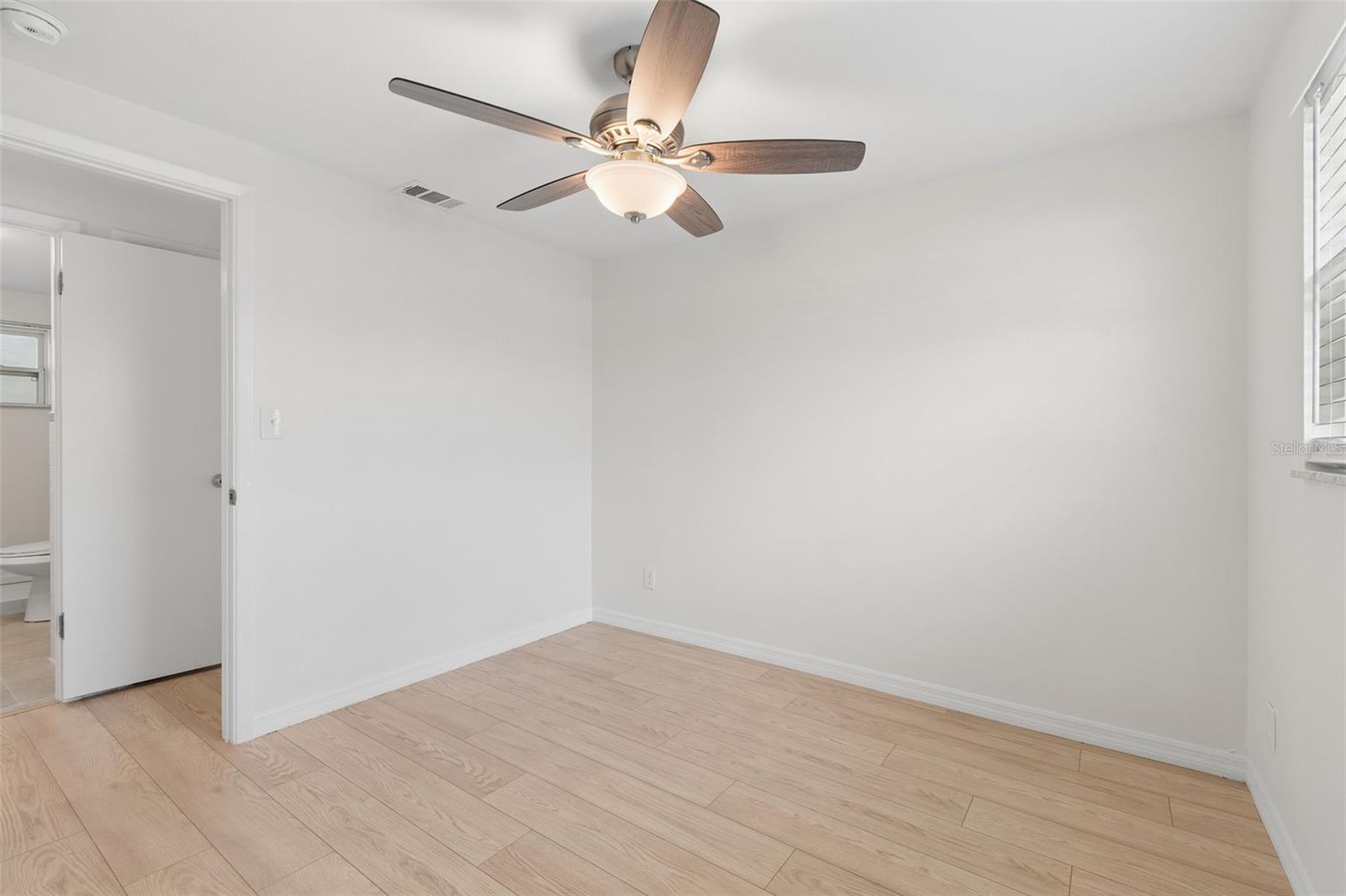 8672 78th Pl Property Photo 20