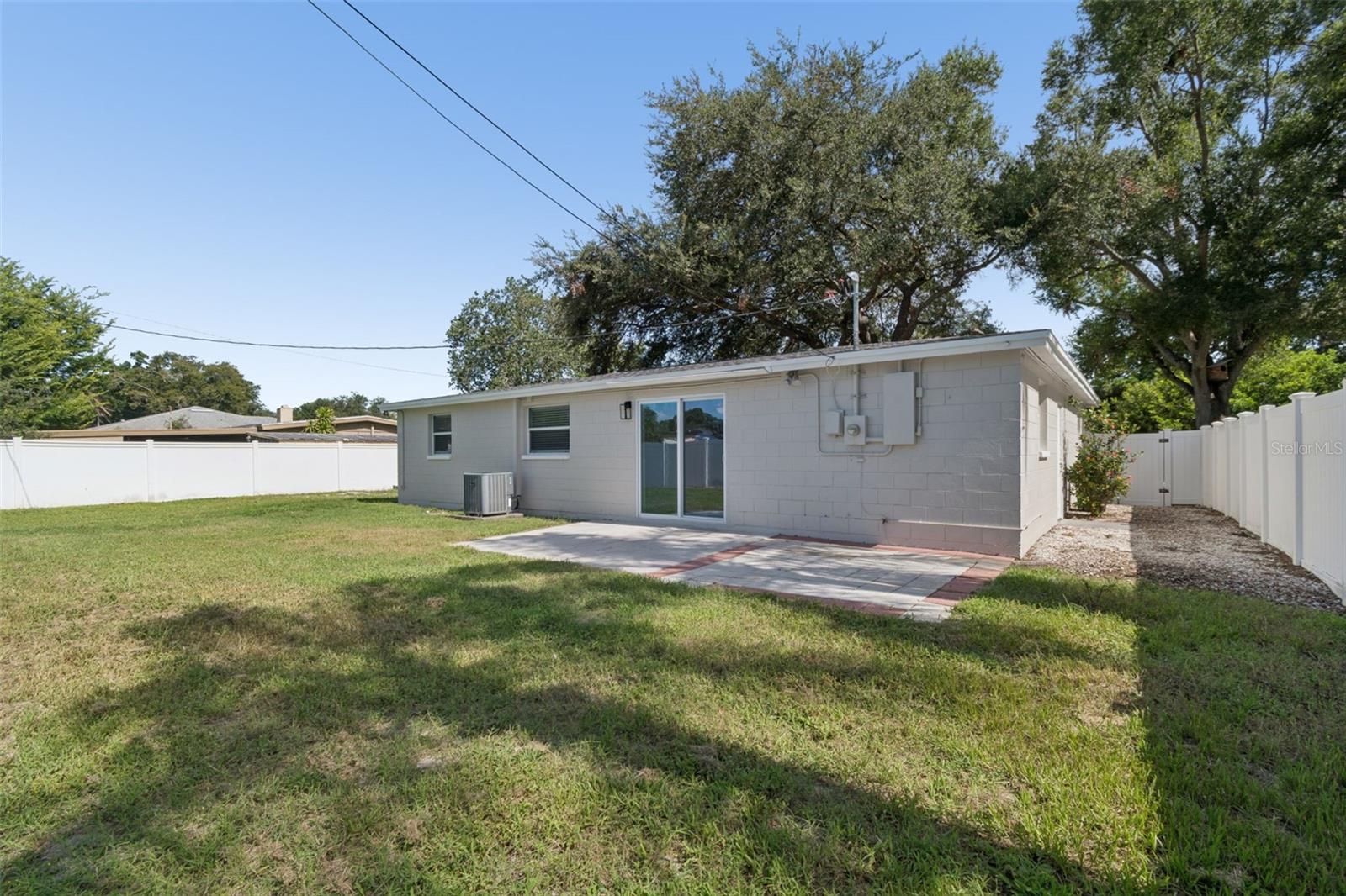8672 78th Pl Property Photo 36