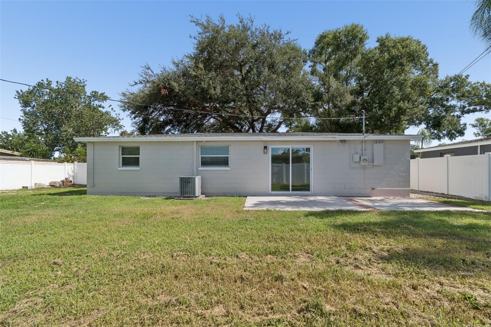 8672 78th Pl Property Photo 37