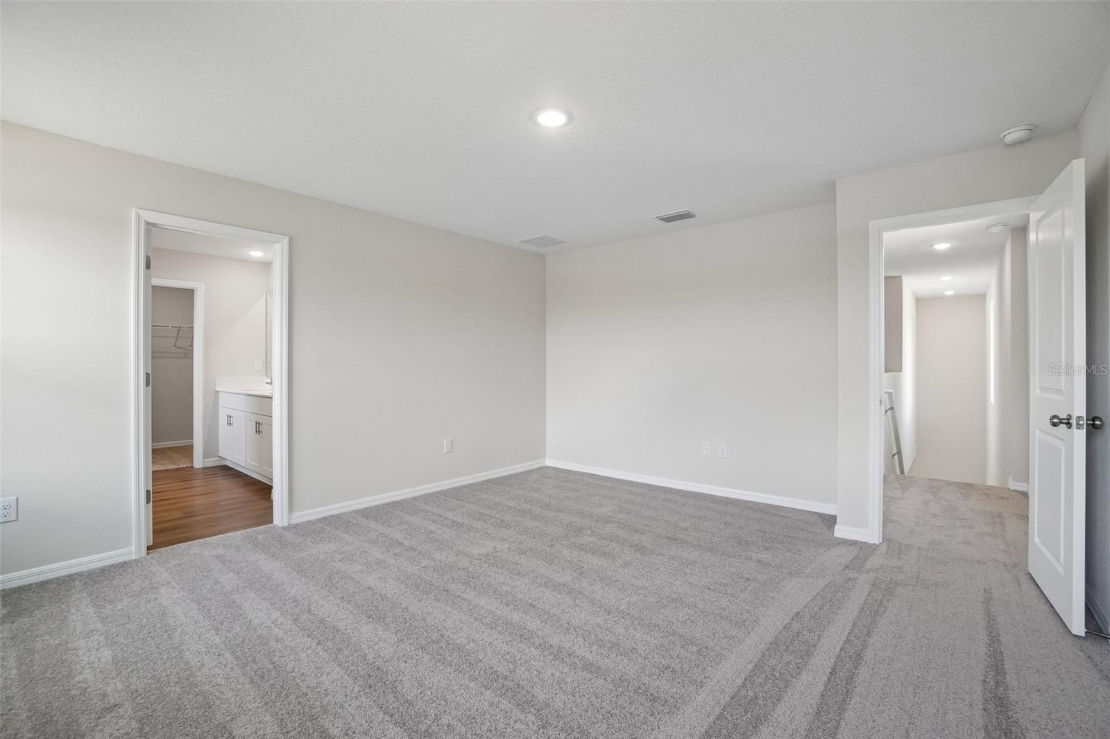 36564 Sagemoor Dr Property Photo 5