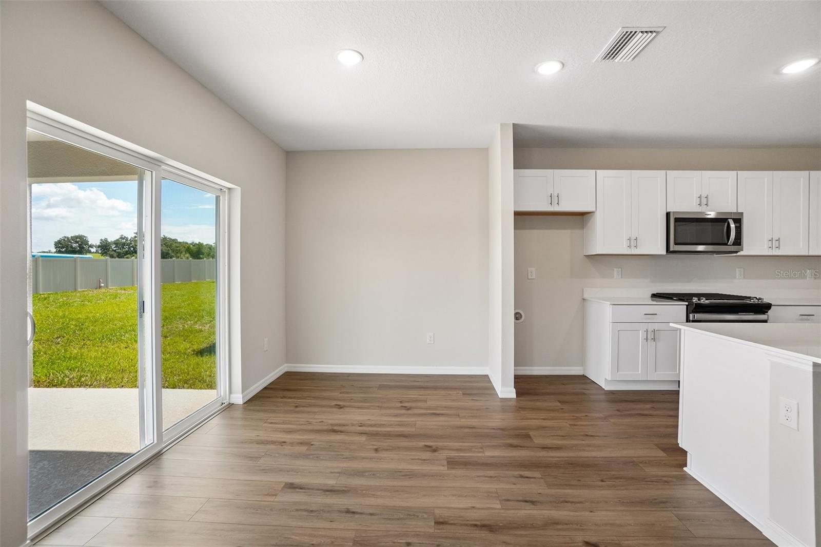 36564 Sagemoor Dr Property Photo 17