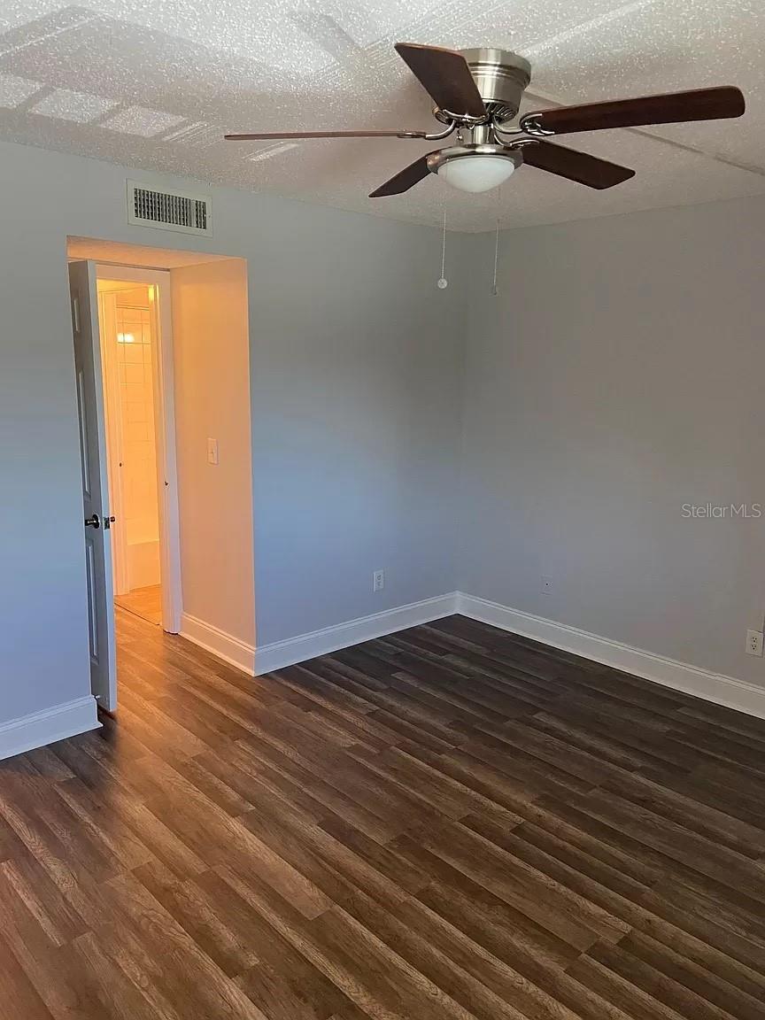 6308 Newtown Cir #8b1 Property Photo 5