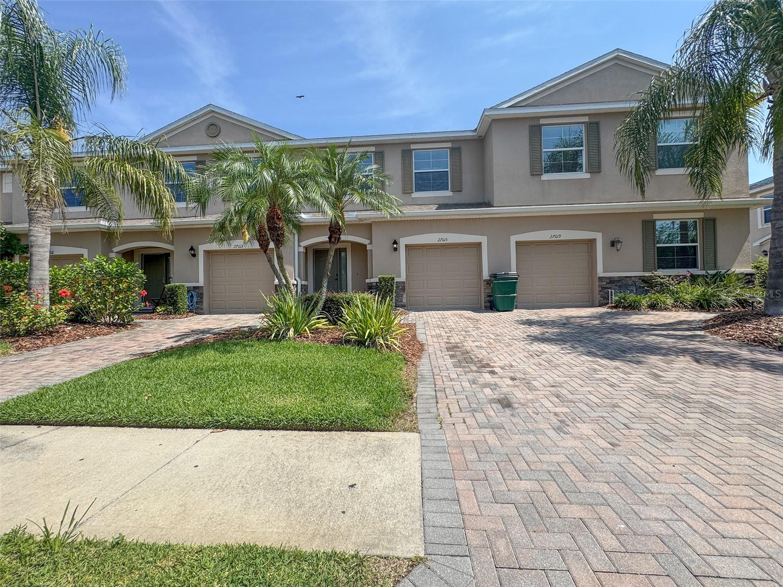 27015 JUNIPER BAY DR Property Photo 1