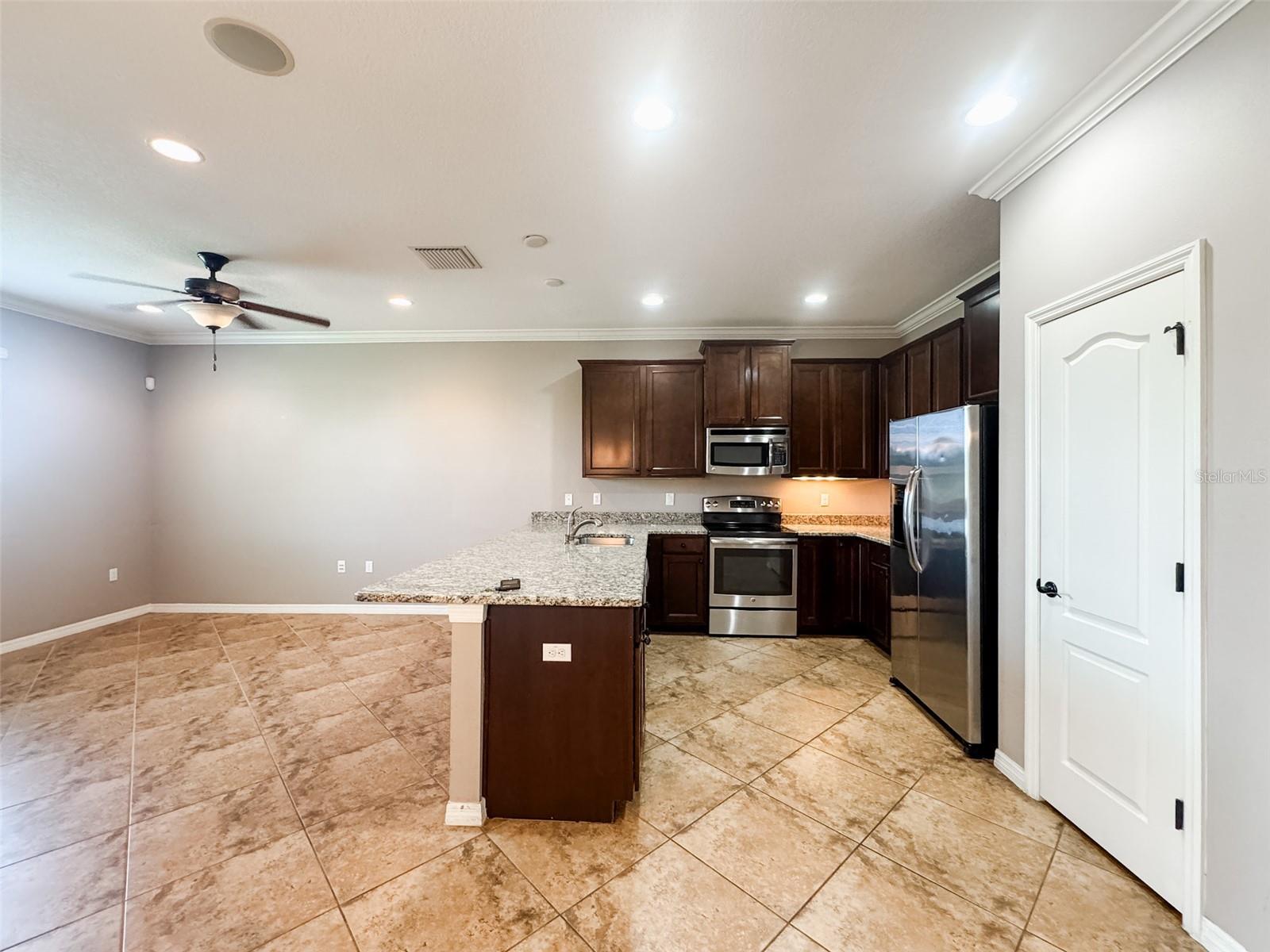 27015 Juniper Bay Dr Property Photo 6