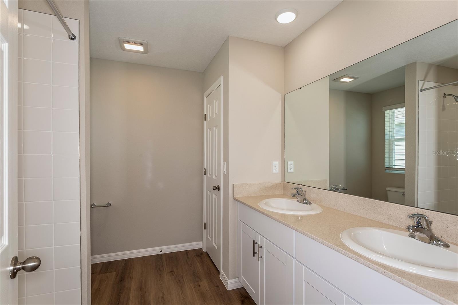 9092 Belleview Forest Pass Property Photo 6