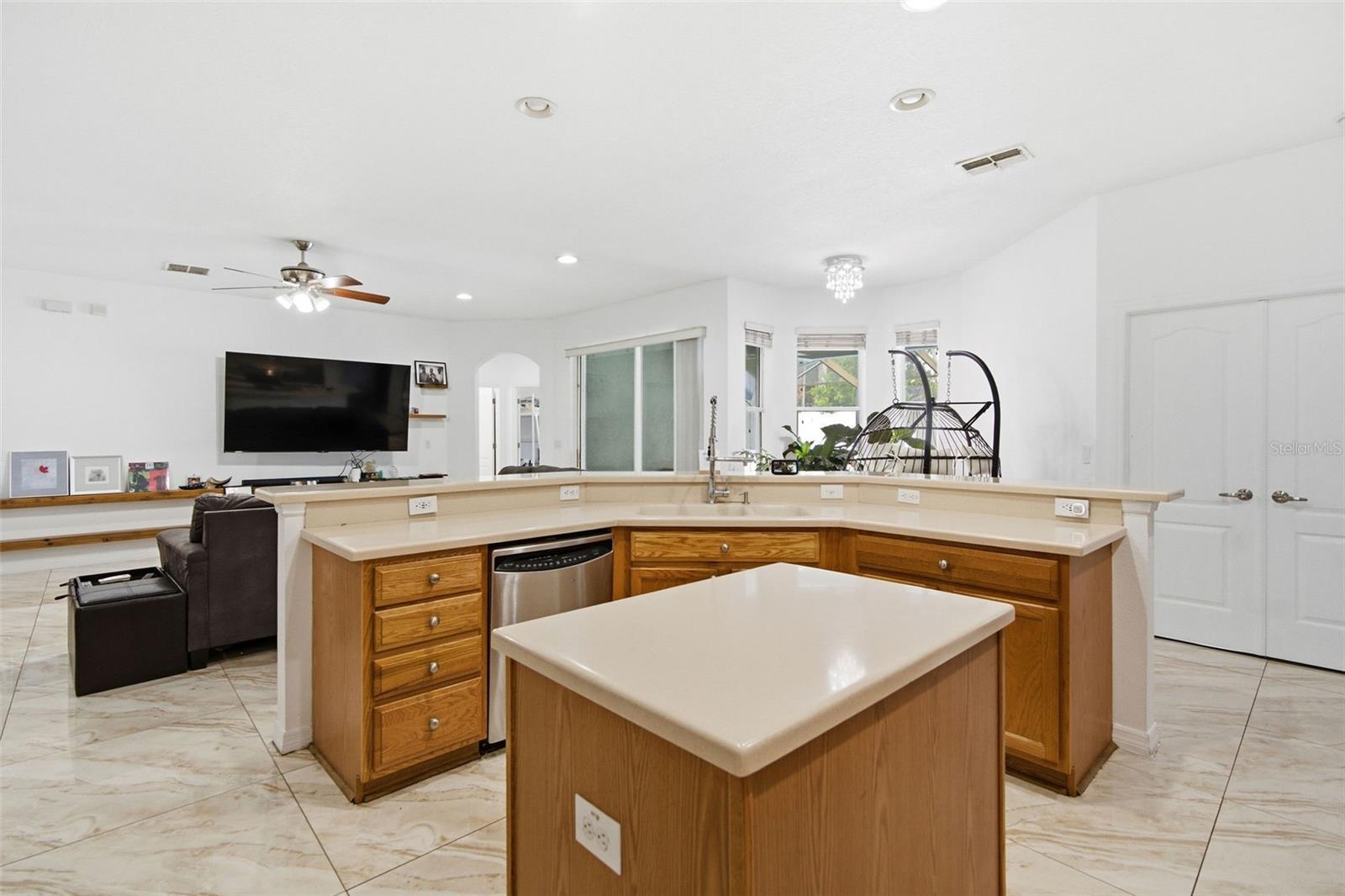 508 Debra Dr Property Photo 10