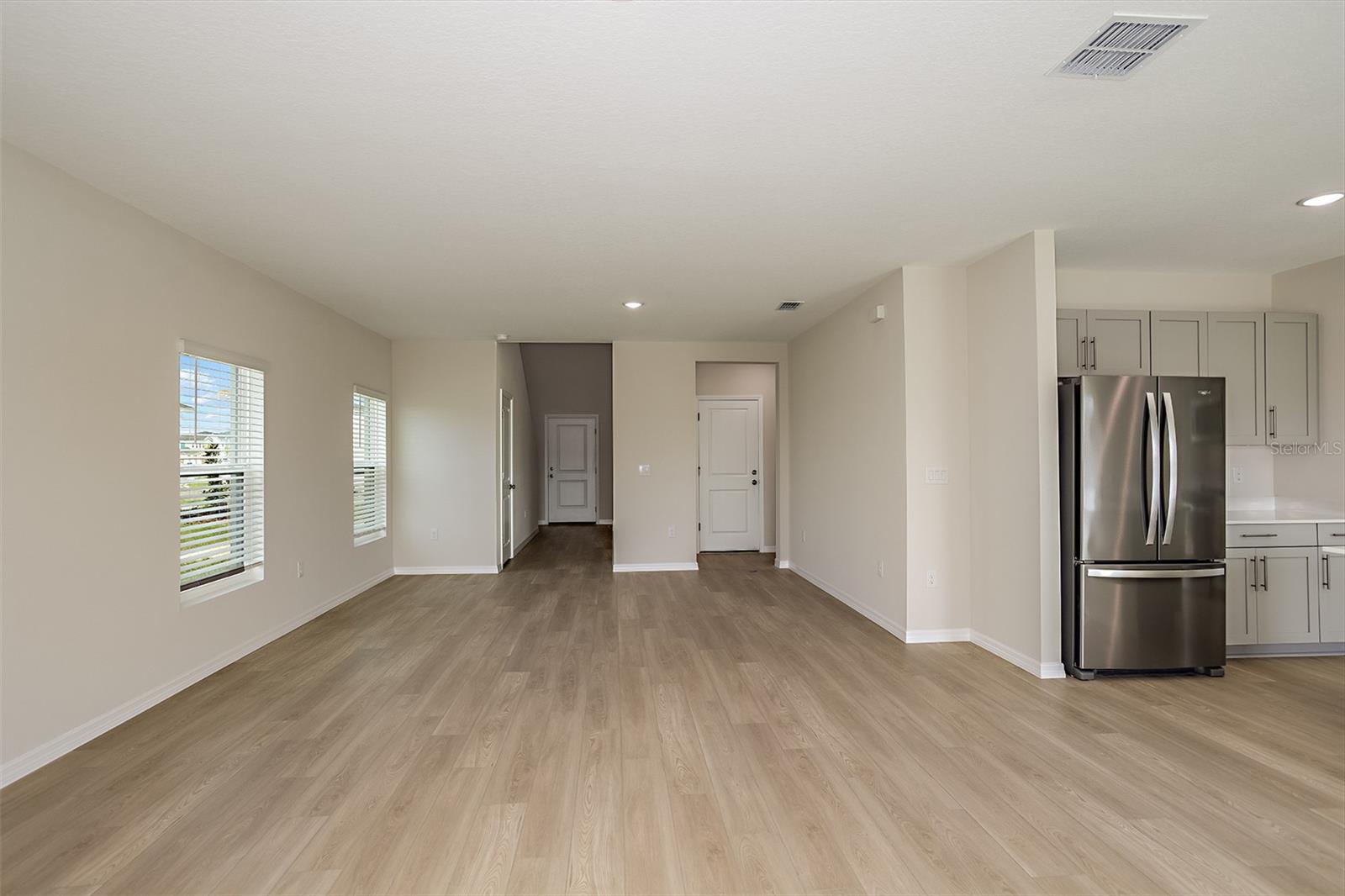 15213 Maude Landing Loop Property Photo 14