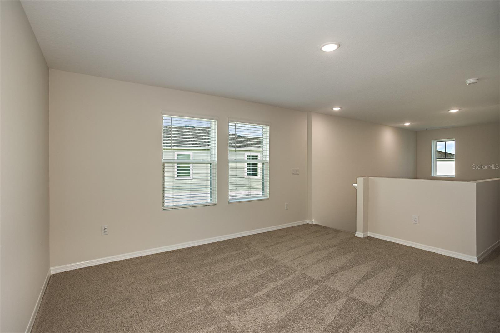 15213 Maude Landing Loop Property Photo 21