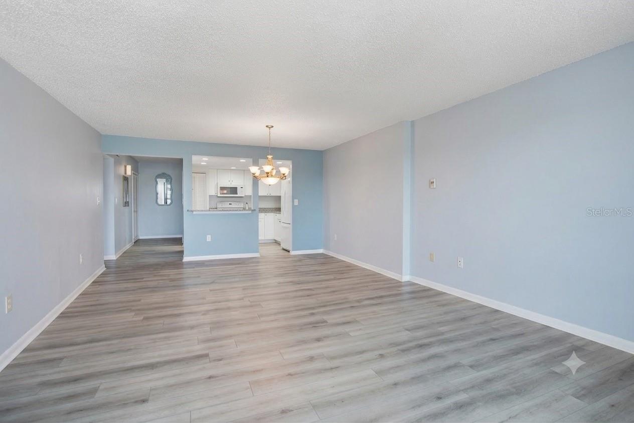 800 S Gulfview Blvd #403 Property Photo 17