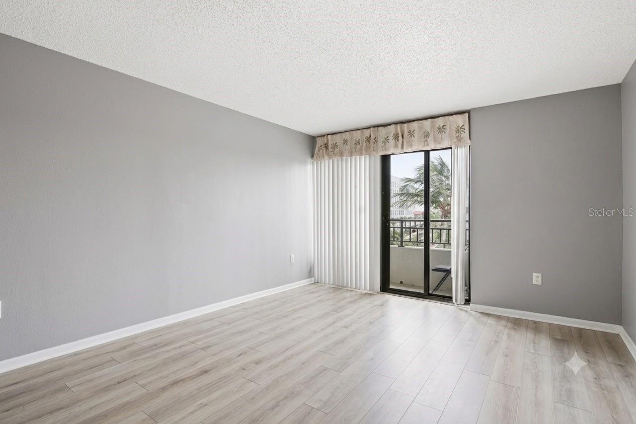 800 S Gulfview Blvd #403 Property Photo 24
